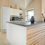 Amazing In With Sauna ثيستد